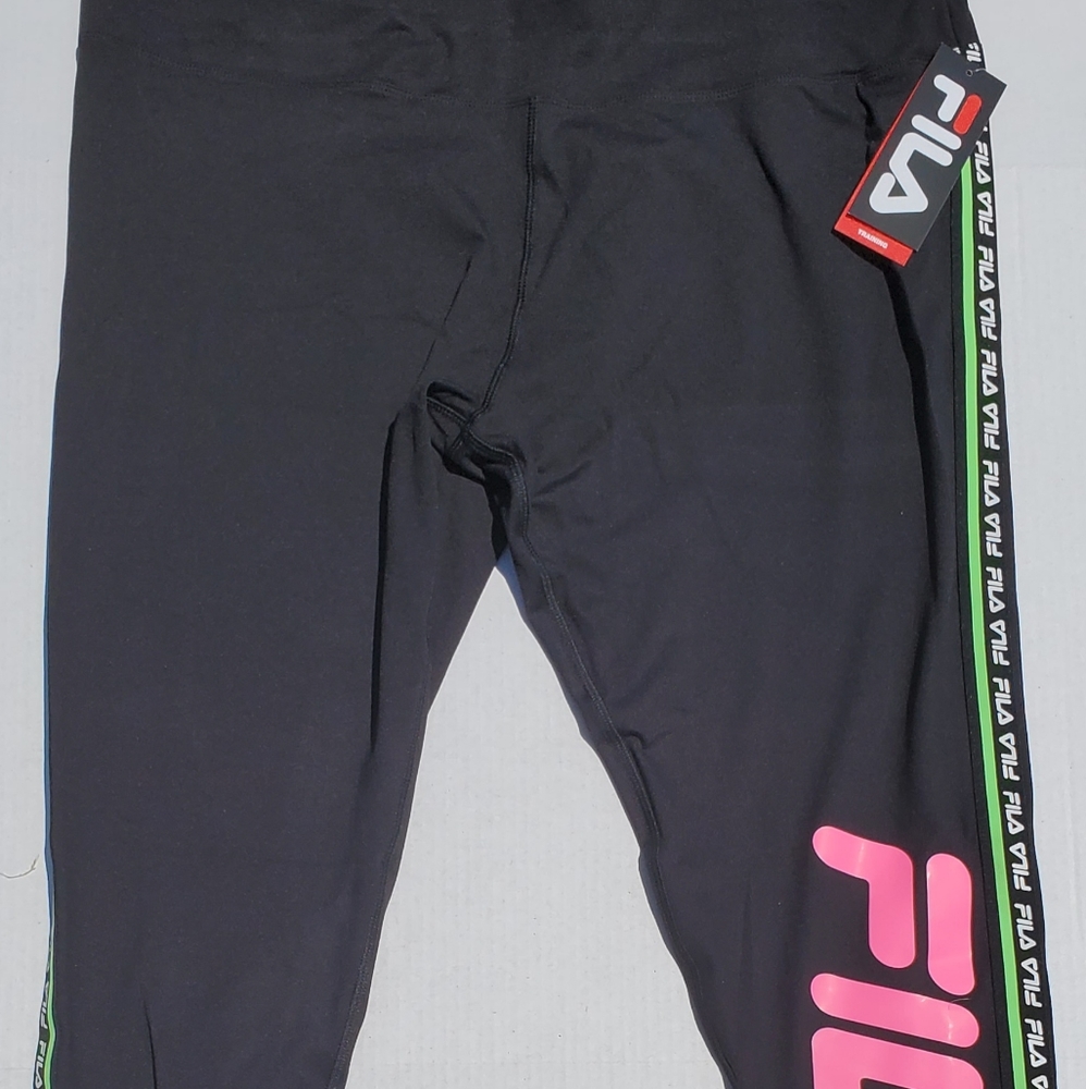 NWT FILA TRAINING TIGHTS (3X) Plus size
